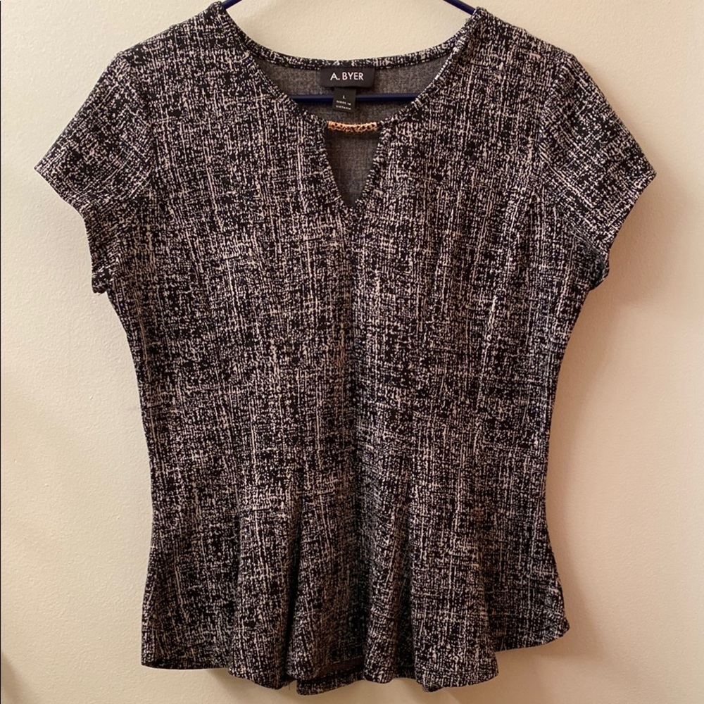 Women’s Size Large top